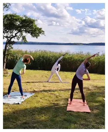 yoga im park am see